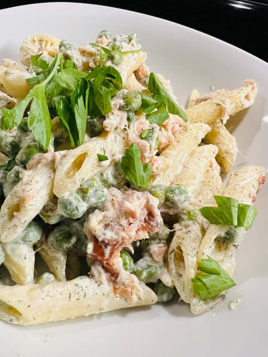 lemon dill pasta with salmon and peas